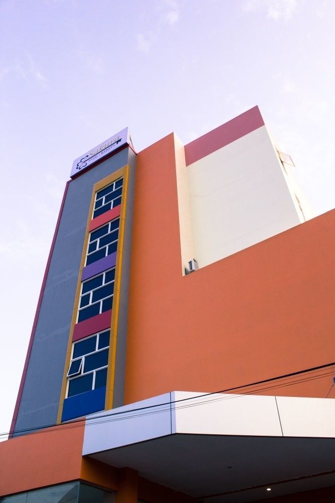 Hotel Royal Manado Luaran gambar