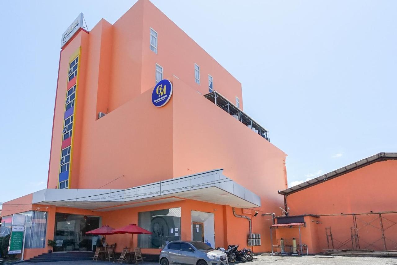 Hotel Royal Manado Luaran gambar