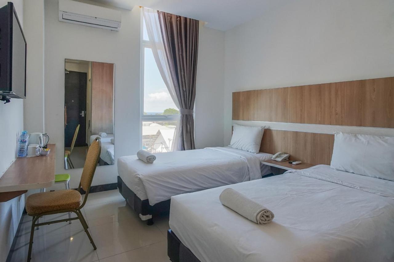 Hotel Royal Manado Luaran gambar