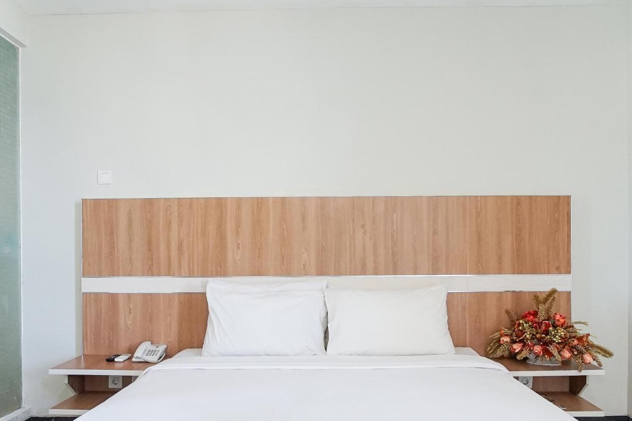 Hotel Royal Manado Luaran gambar