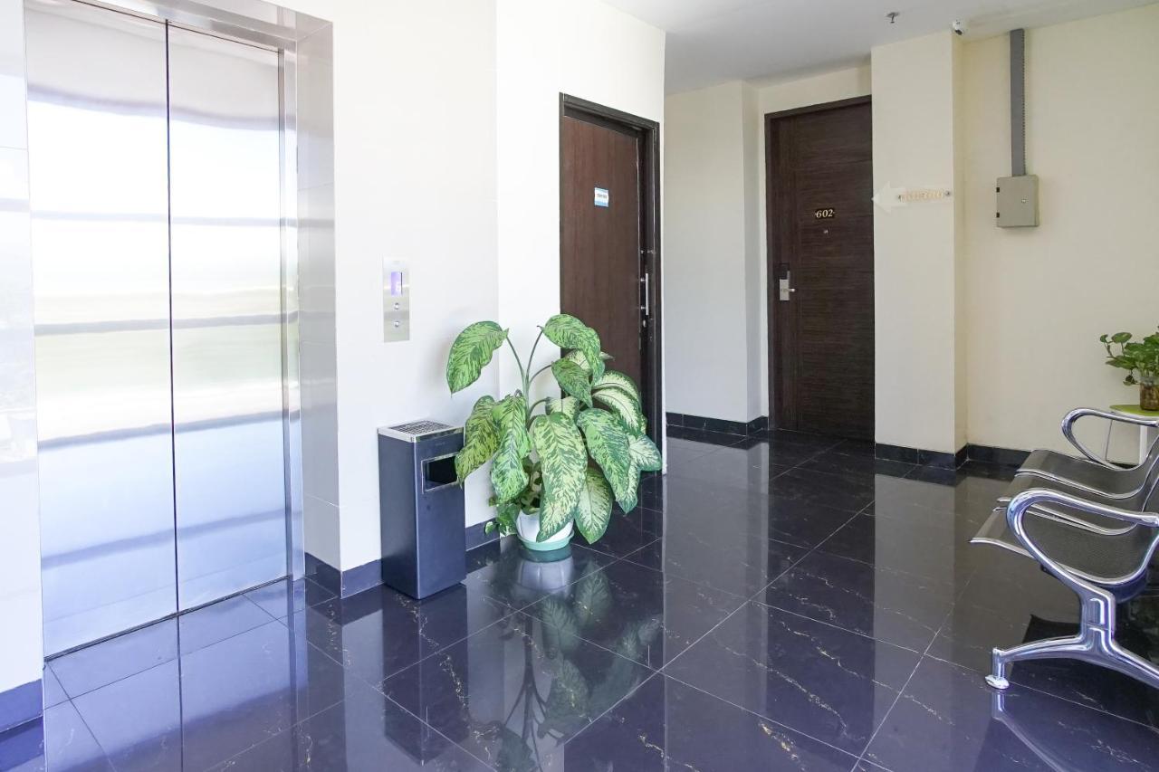 Hotel Royal Manado Luaran gambar