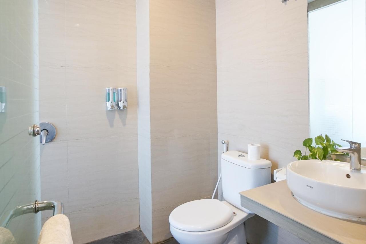 Hotel Royal Manado Luaran gambar